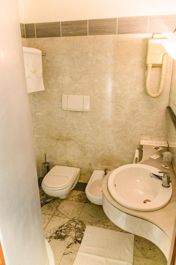 Hotel Sirenella Mele Εξωτερικό φωτογραφία